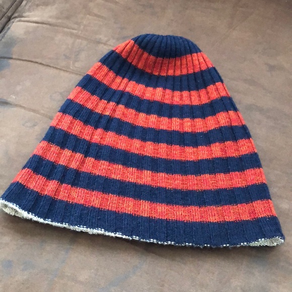American eagle Outfitters reversible beanie - Picture 3 of 4